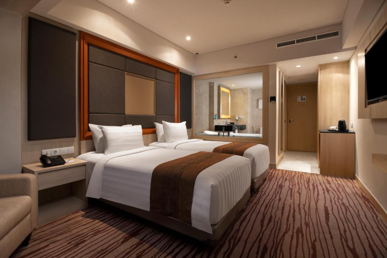 Grand Sovereign Kuta Lombok Extérieur photo