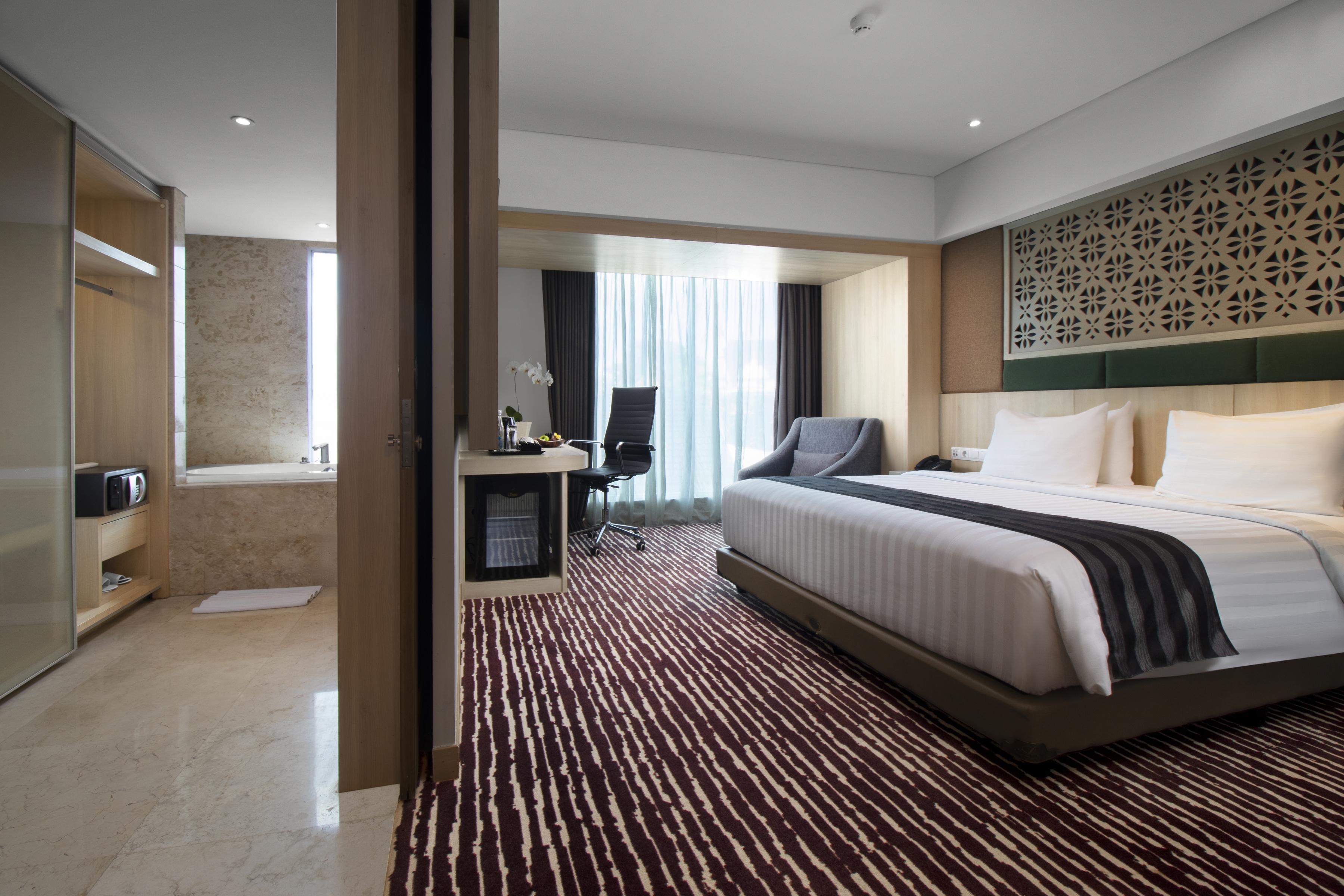 Grand Sovereign Kuta Lombok Extérieur photo