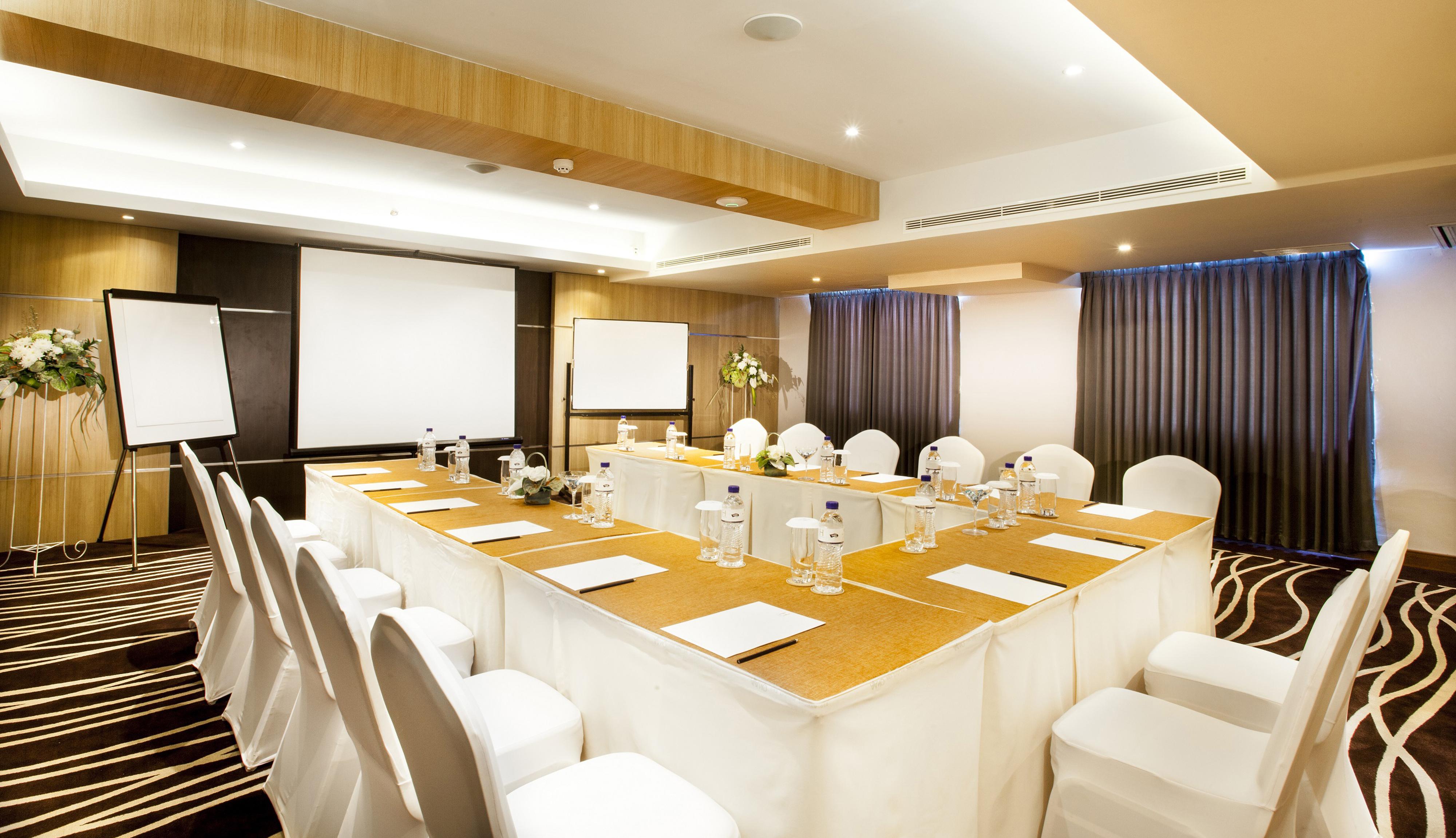 Grand Sovereign Kuta Lombok Extérieur photo