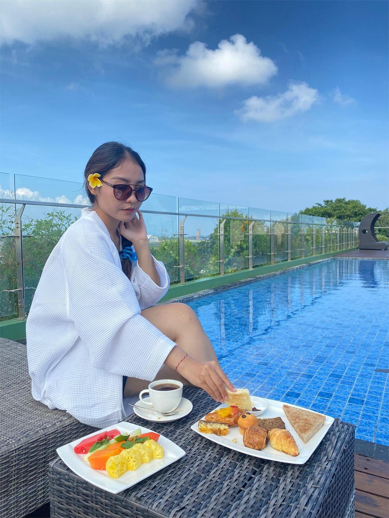 Grand Sovereign Kuta Lombok Extérieur photo